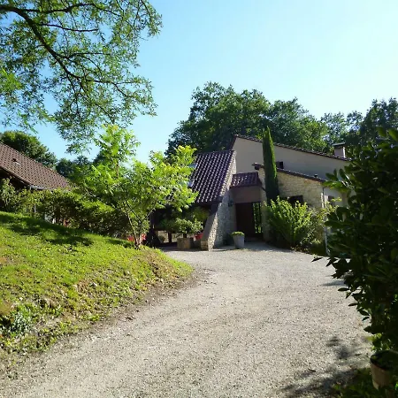 En Rouge Et Noir לינה וארוחת בוקר 3*